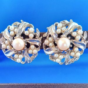 Vintage mid century silver tone and faux pearl clip on statement earrings